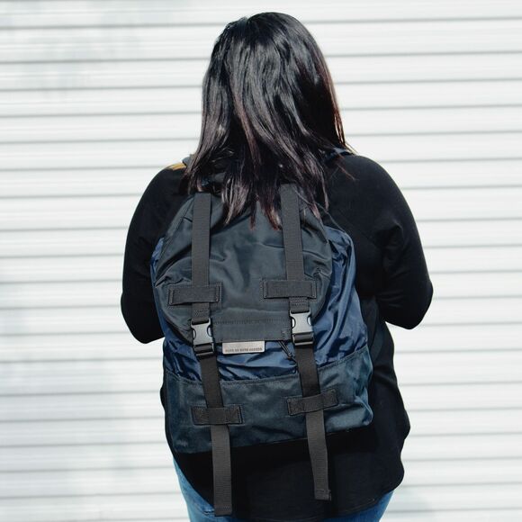 NWT Marc Jacobs Men's Travel School Nylon Backpack Navy $295+ - Picture 2 of 11
